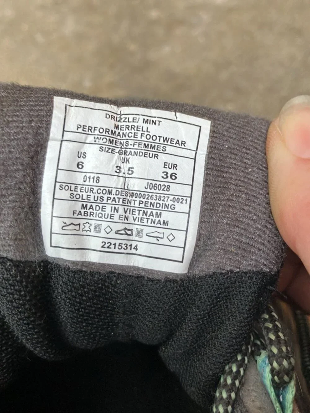 Merrell Women's Moab 2 Waterproof Hiking Shoes - Drizzle Mint - size 6 (J06028)